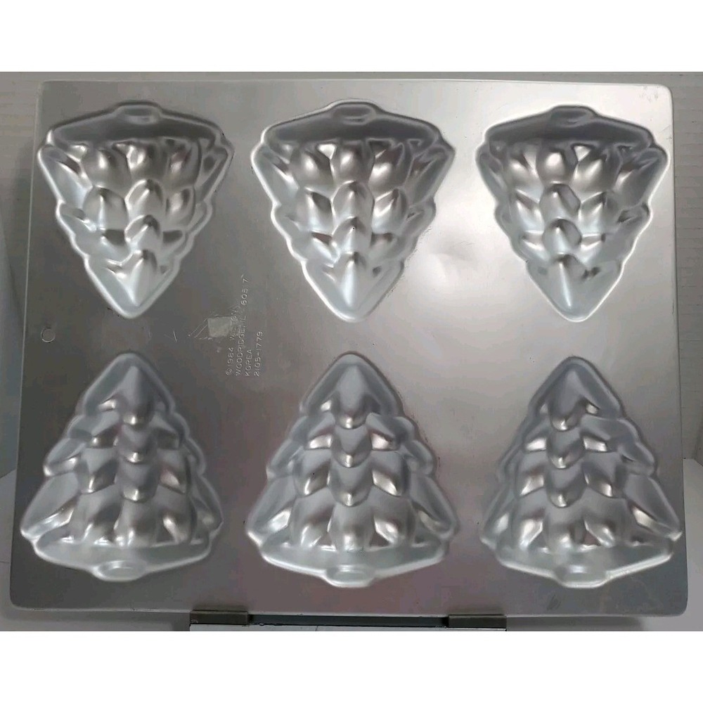 Vintage Wilton 1984 Mini Christmas Tree Cake Pan 2105-1779 Aluminum 6 Cavity